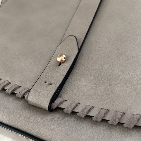 Gap Grey Saddle Stitch Crossbody Bag - Picture 3 of 9